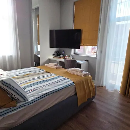 Fs Romantic Kapana View * Plovdiv